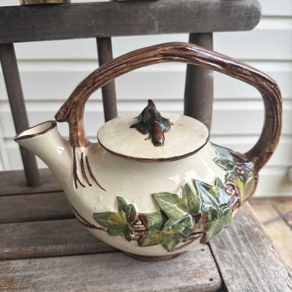 Vintage McCoy Teapot Raised‎ Ivy Pattern Whimsical Nature W/ Lid